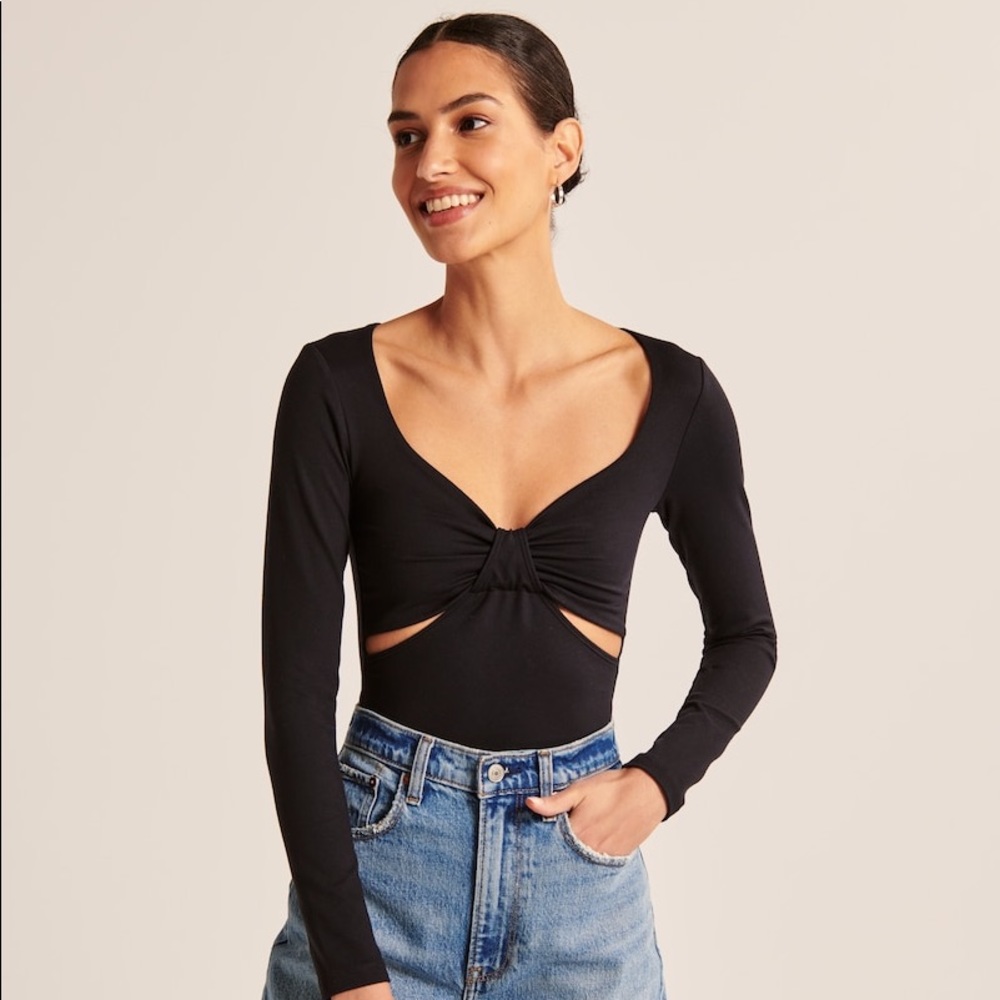 Abercrombie & Fitch Double-Layered Seamless Fabric Cutout Bodysuit